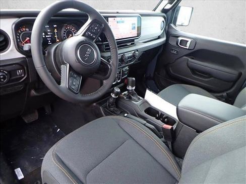 New 2026 Jeep Gladiator Sport AWD/4WD image 9