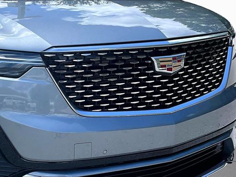 Used 2024 Cadillac XT6 Premium Luxury FWD image 30