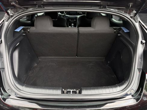 Used 2020 Hyundai Veloster N w/ Performance Package FWD image 22