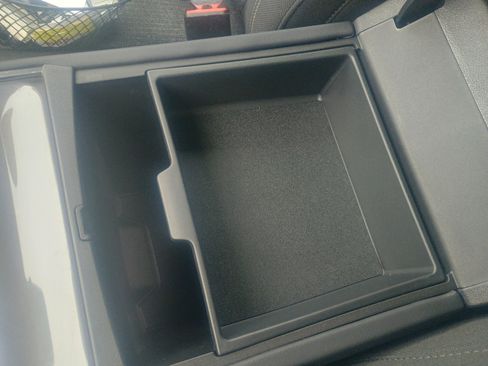 Used 2025 GMC Acadia Elevation w/ LPO, Floor Liner Package image 31