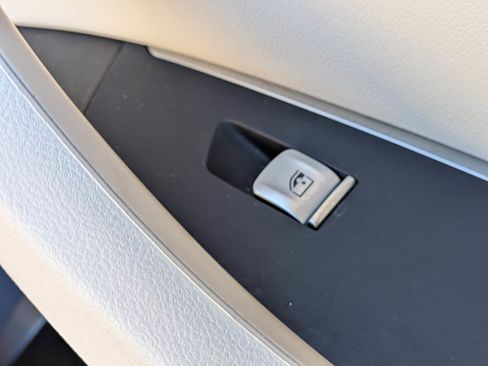 Certified 2022 BMW X3 xDrive30i w/ Premium Package 2 image 37