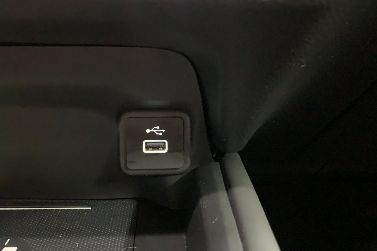 Used 2024 Honda HR-V EX-L image 37