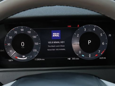 Used 2026 Land Rover Range Rover Velar S AWD/4WD image 18