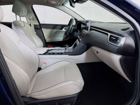 Used 2020 Genesis G70 2.0T w/ Elite Package image 25