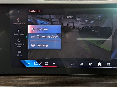 New 2026 BMW X5 xDrive50e w/ M Sport Package AWD/4WD image 23