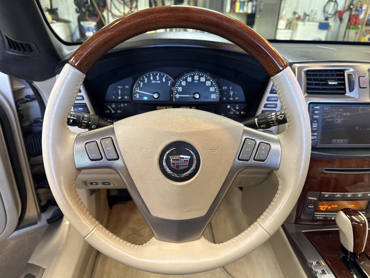 Used 2006 Cadillac XLR RWD image 74