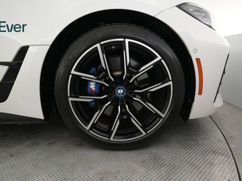 Used 2022 BMW i4 eDrive40 w/ M Sport Package RWD image 20