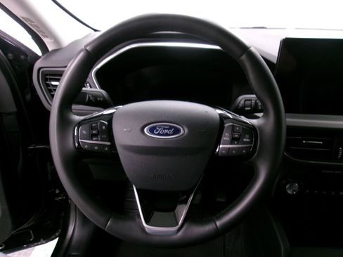 Used 2024 Ford Escape Platinum AWD/4WD image 6