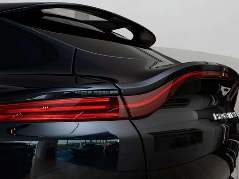Used 2023 Aston Martin DBX AWD/4WD image 51