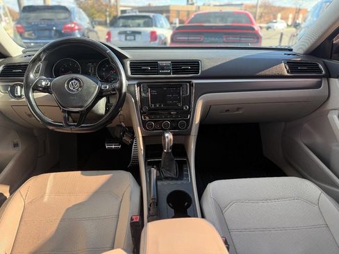 Used 2018 Volkswagen Passat 2.0T S image 12