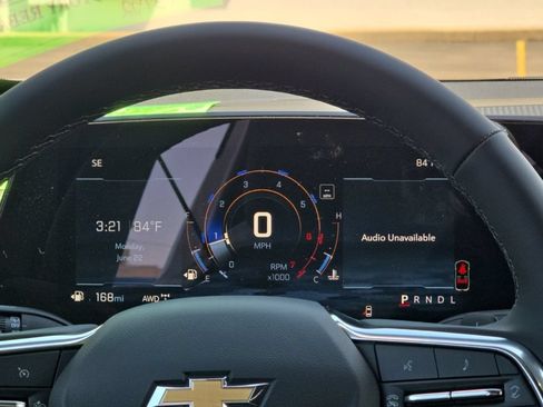 New 2026 Chevrolet Equinox LT w/ Convenience Package II AWD/4WD image 14