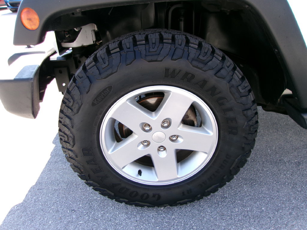 Used 2014 Jeep Wrangler Unlimited Sport w/ Quick Order Package 24S AWD/4WD image 7