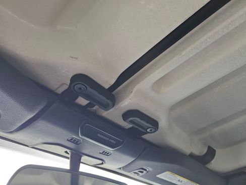 Used 2018 Jeep Wrangler Unlimited Sport S AWD/4WD image 32