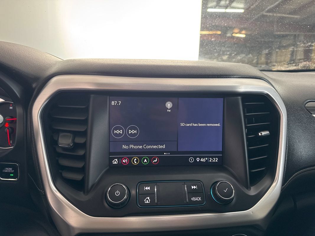 Used 2020 GMC Acadia SLT w/ Driver Alert Package II AWD/4WD image 15