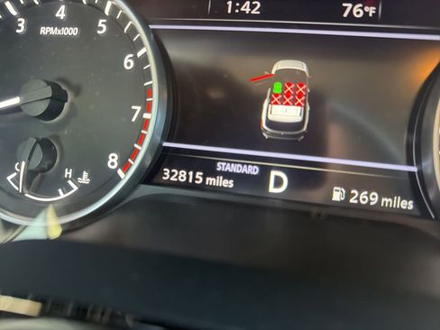 Certified 2022 Nissan Pathfinder SL image 6