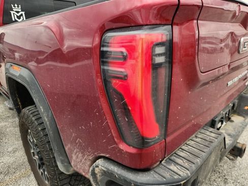 Used 2024 GMC Sierra 2500 AT4X AWD/4WD image 8
