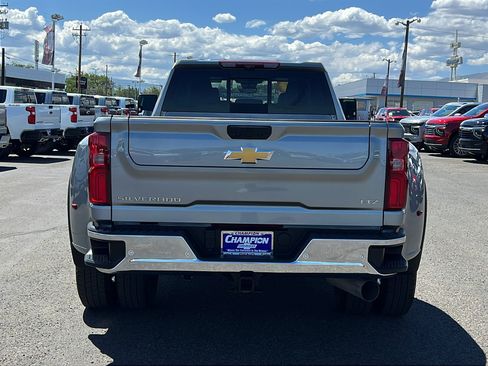 Used 2024 Chevrolet Silverado 3500 LTZ w/ LTZ Plus Package AWD/4WD image 6