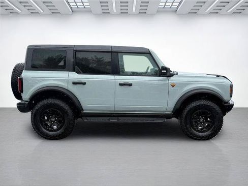 Certified 2024 Ford Bronco Badlands AWD/4WD image 2