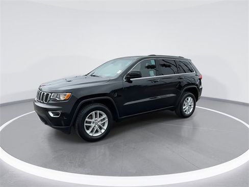 Used 2017 Jeep Grand Cherokee Laredo w/ Quick Order Package 23E image 4