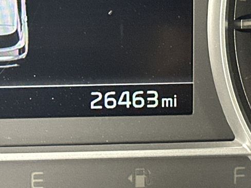 Used 2023 Kia Sorento LX image 5