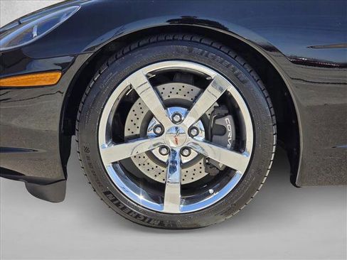 Used 2009 Chevrolet Corvette Convertible w/ Preferred Equipment Group RWD image 9