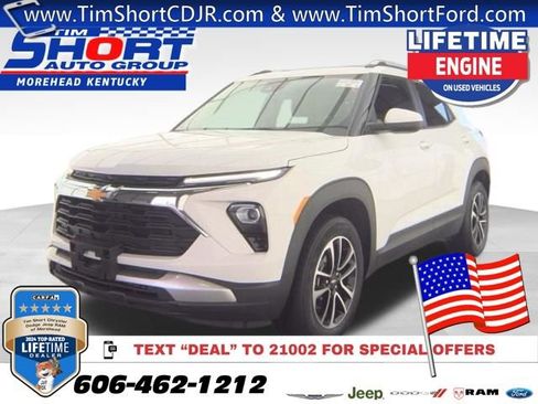 Used 2025 Chevrolet TrailBlazer LT image 1