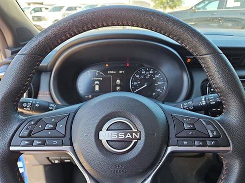 Used 2024 Nissan Kicks SR image 15