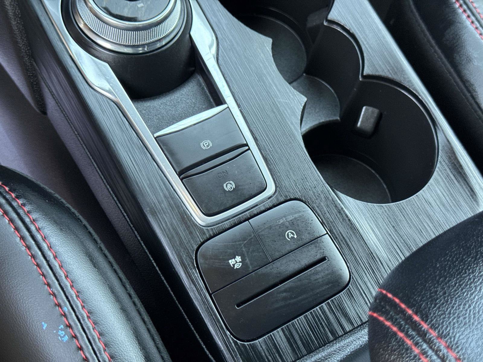 Used 2025 Ford Escape ST-Line Select AWD/4WD image 28
