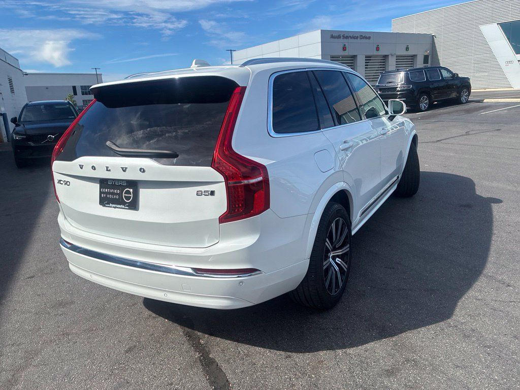 Certified 2024 Volvo XC90 B5 Core w/ Climate Package AWD/4WD image 4