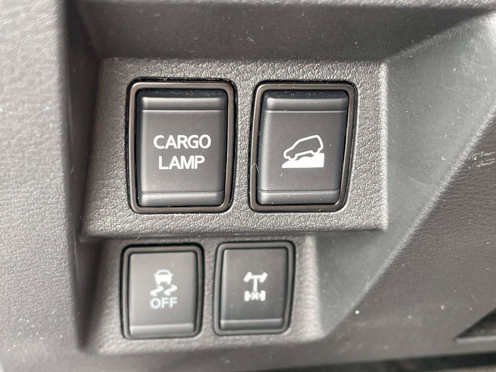 Used 2024 Nissan Frontier PRO-4X AWD/4WD image 27