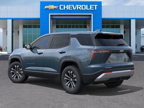 New 2026 Chevrolet Equinox LT w/ Safety and Technology Package FWD image 3