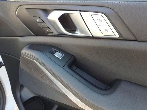 Used 2020 BMW X7 xDrive40i w/ Cold Weather Package image 12