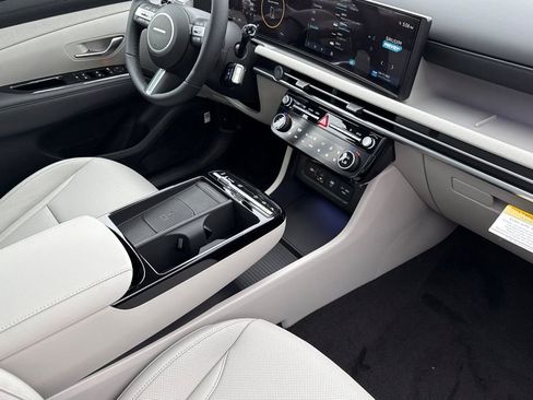 New 2026 Hyundai Tucson Limited image 13