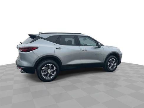 Used 2023 Chevrolet Blazer LT w/ Convenience Package image 8