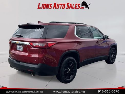 Used 2020 Chevrolet Traverse LT FWD image 5