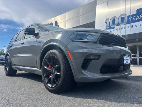 Used 2023 Dodge Durango R/T w/ Tow 'N Go Package AWD/4WD image 13