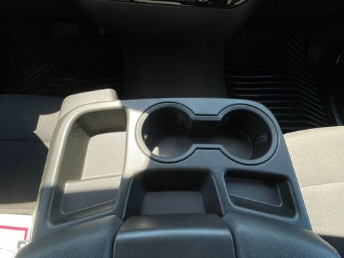 Used 2025 Chevrolet Silverado 1500 LT image 19