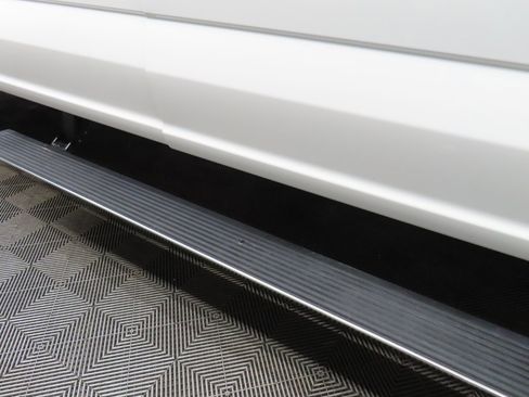 Used 2025 Ford F250 Platinum image 59