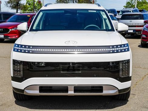 New 2026 Hyundai Ioniq 9 SEL w/ Tow & Go Package AWD/4WD image 7