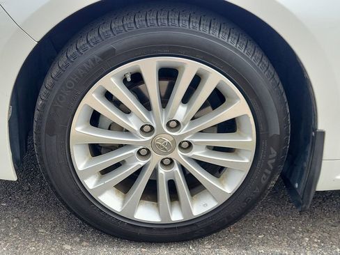 Used 2013 Toyota Avalon XLE Touring image 17