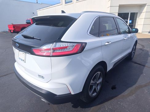 Used 2020 Ford Edge SEL w/ Convenience Package AWD/4WD image 5