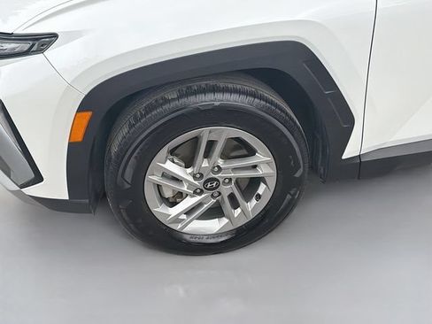 Certified 2025 Hyundai Tucson SE FWD image 29