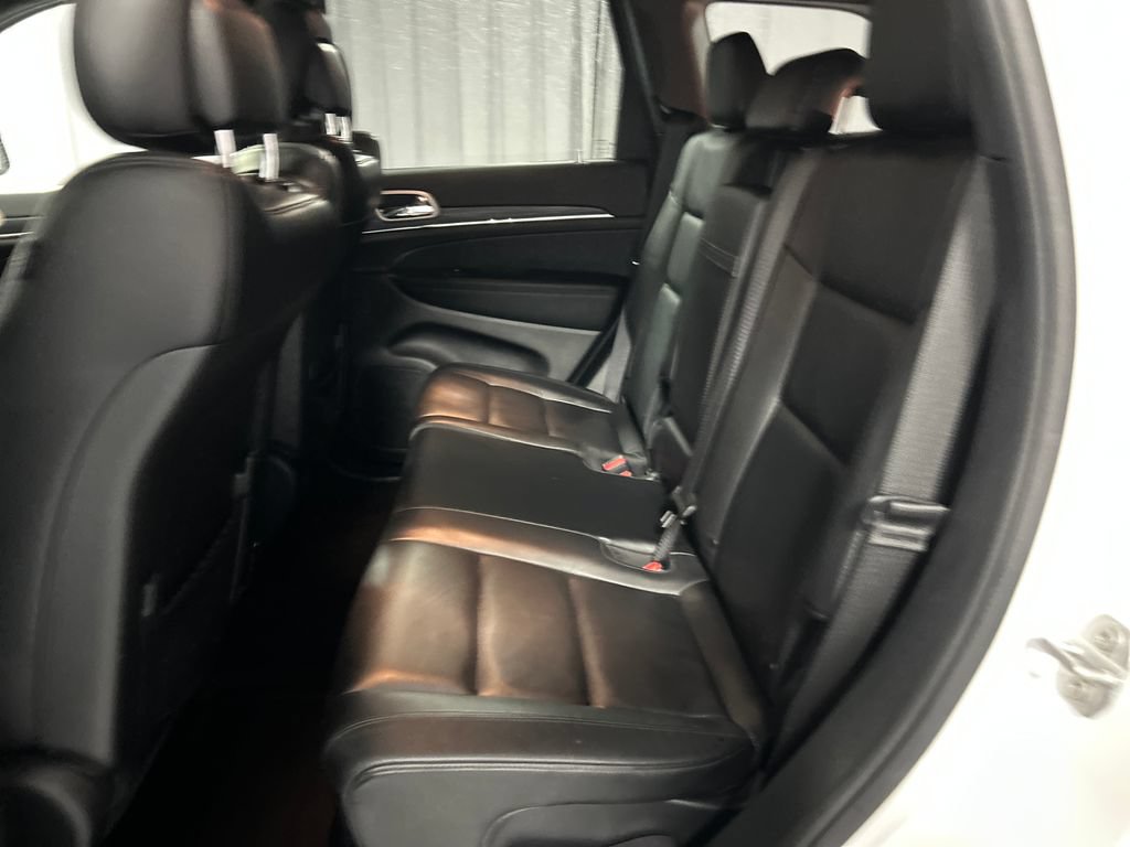 Used 2020 Jeep Grand Cherokee Limited AWD/4WD image 22