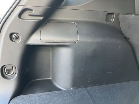 Used 2022 Chevrolet Equinox Premier w/ LPO, Floor Liner Package image 37
