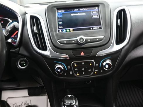 Used 2020 Chevrolet Equinox LT image 10