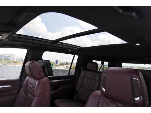 New 2026 Cadillac Escalade ESV Sport image 24