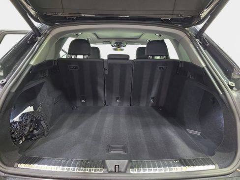 Used 2025 Audi Q5 Premium Plus w/ Premium Plus AWD/4WD image 14