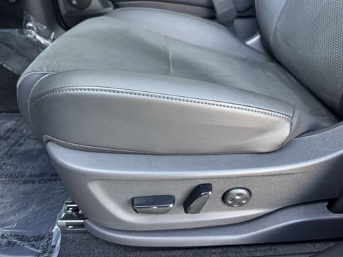 Used 2023 Nissan Ariya FWD image 36