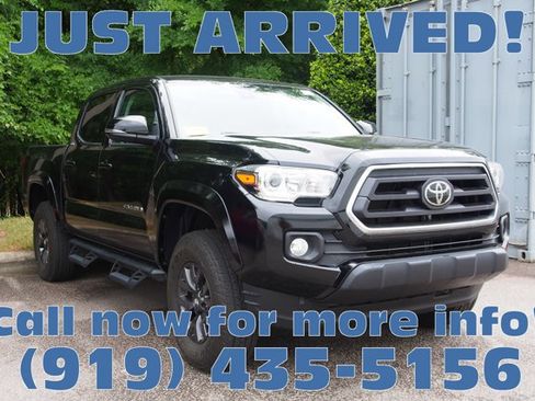 Used 2023 Toyota Tacoma SR5 AWD/4WD image 1