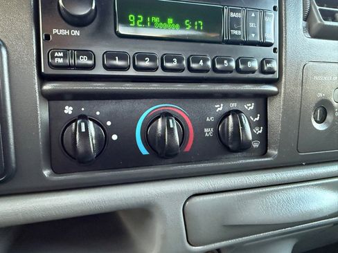 Used 2004 Ford F250 4x4 SuperCab Super Duty image 24